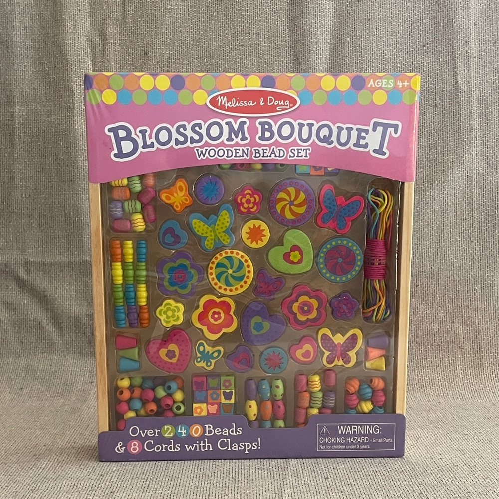 Melissa & Doug Colorful Blossom Bead Set
